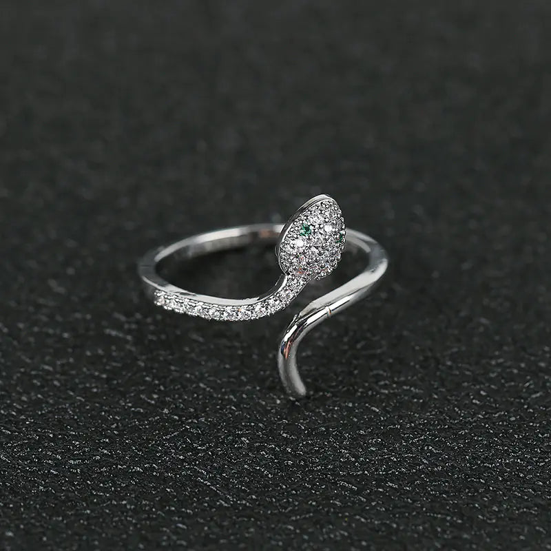 Fashion Copper Ring with Micro-Inlaid Zircon