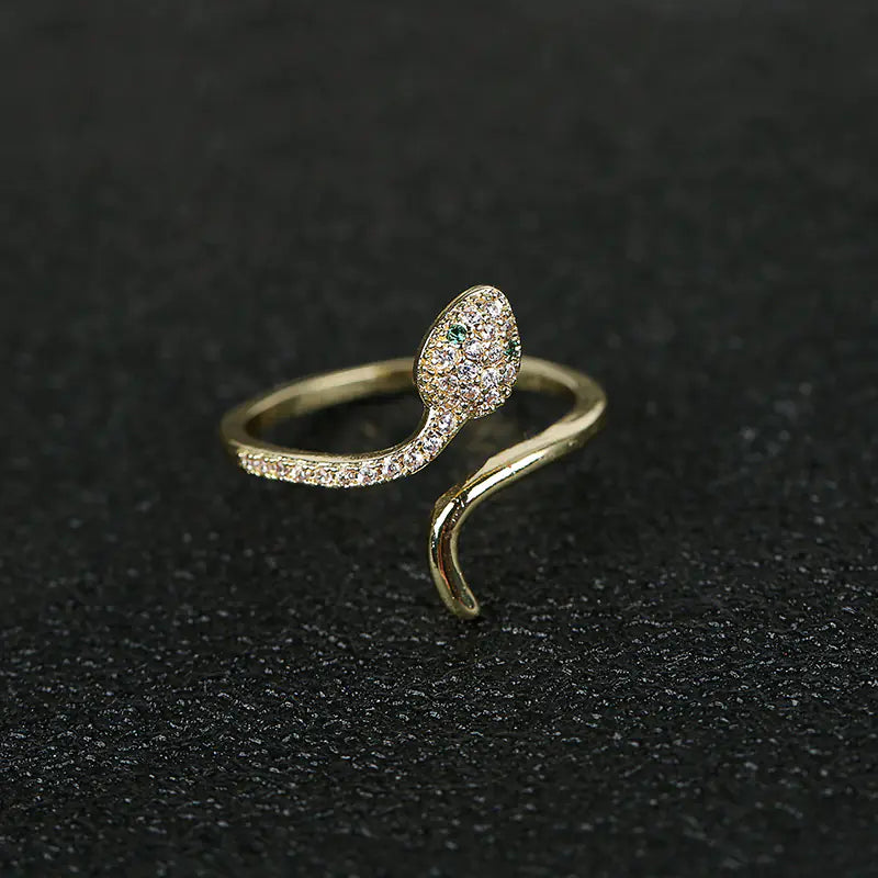 Fashion Copper Ring with Micro-Inlaid Zircon